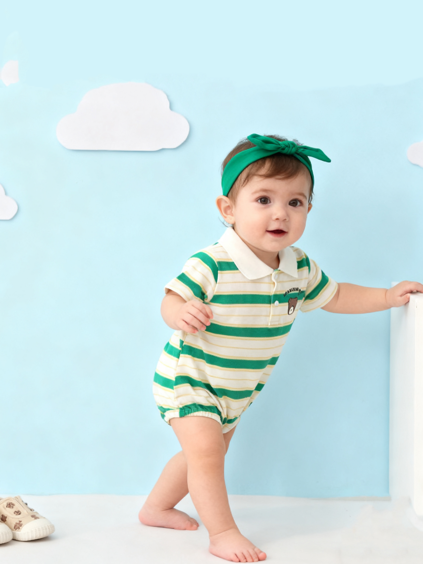 Line Bear Romper in Green (Size 90)