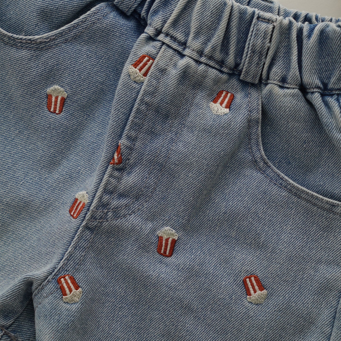 Popcorn Design Denim Pants (Size 130)