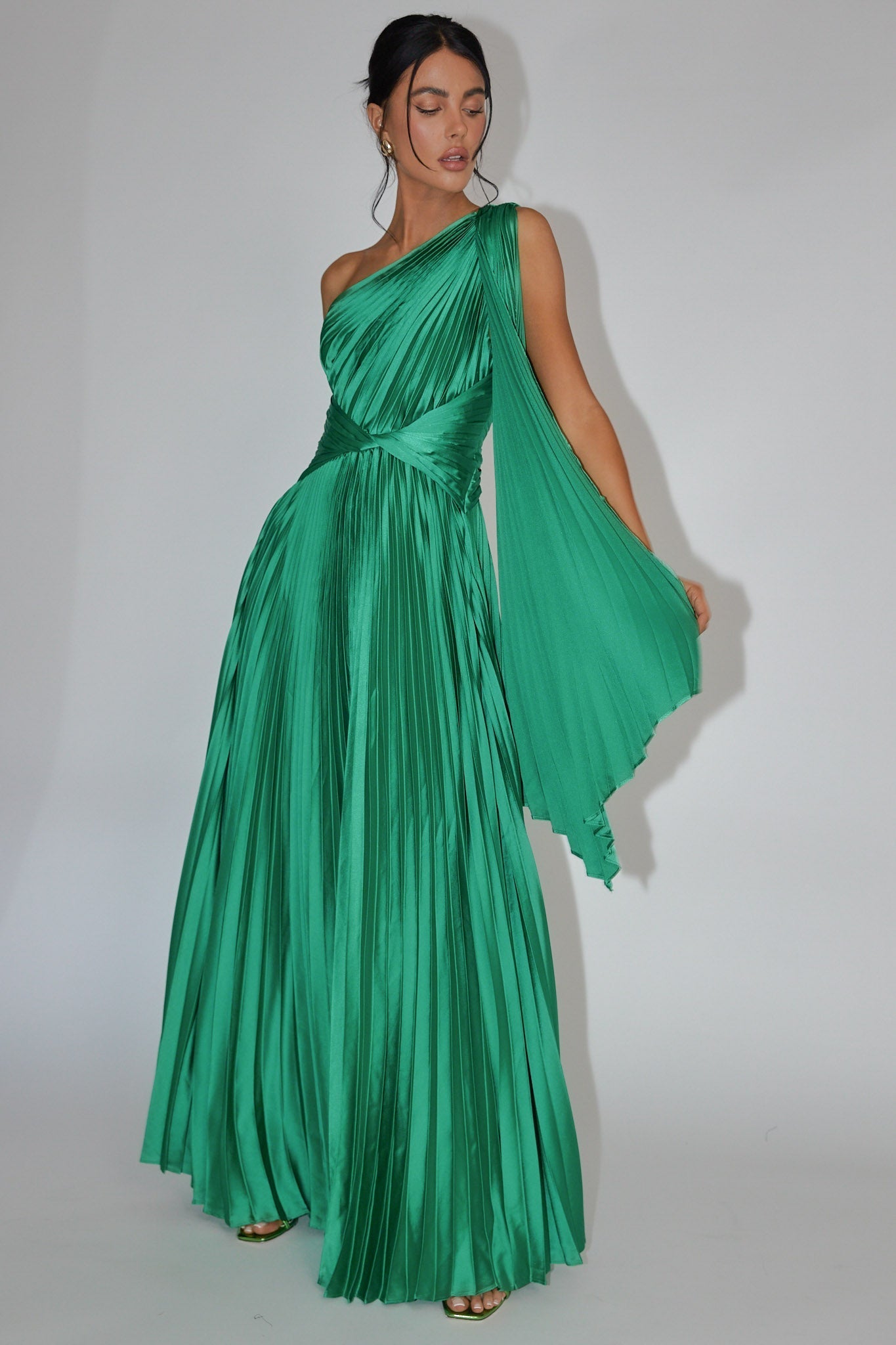 Laxmi Accordion Pleat Maxi Dress Kelly Green