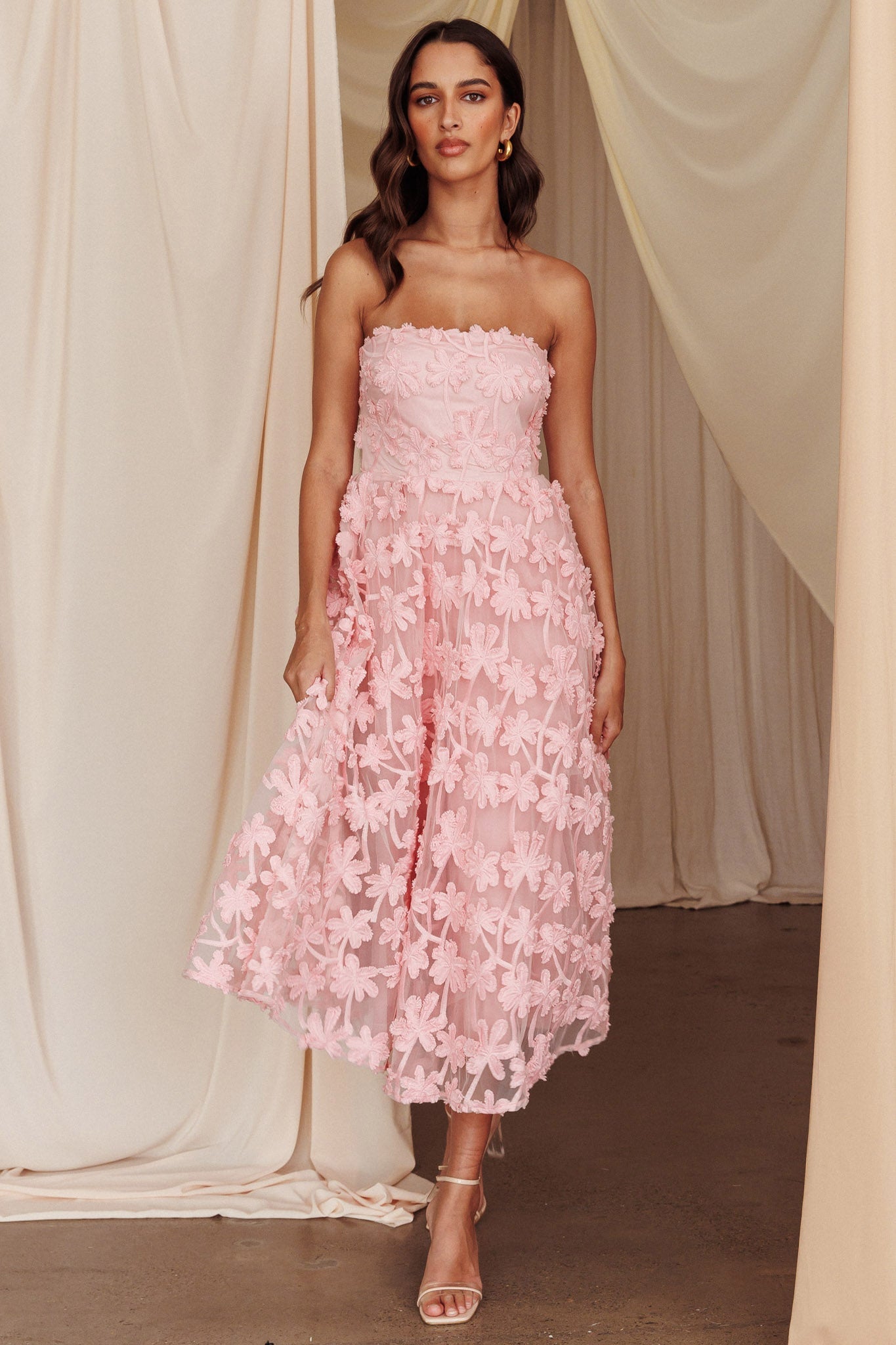 Dori Floral Embellished Midi Dress Blush